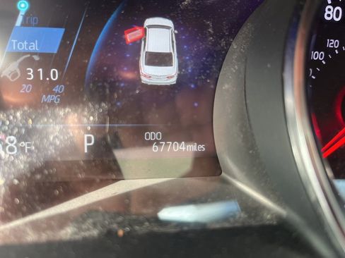 Used 2019 Toyota Camry XSE image 32