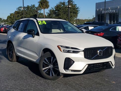 Used 2024 Volvo XC60 B5 Core image 31