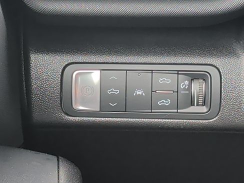 Used 2024 Chevrolet Silverado EV RST AWD/4WD image 31
