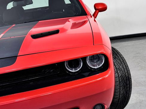Used 2017 Dodge Challenger R/T w/ Blacktop Package image 7
