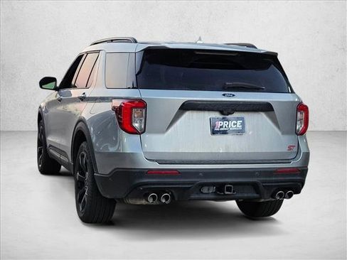 Used 2020 Ford Explorer ST w/ ST Street Pack image 7