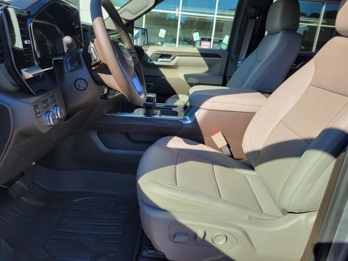 New 2026 GMC Sierra 1500 SLT w/ SLT Premium Plus Package image 18