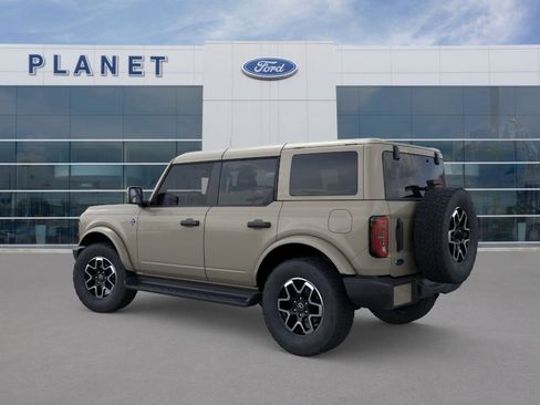New 2026 Ford Bronco Outer Banks image 5