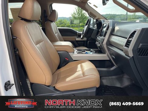 Used 2022 Ford F250 Lariat w/ Lariat Ultimate Package AWD/4WD image 26