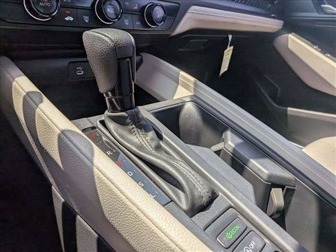 Used 2025 Honda Accord LX image 11