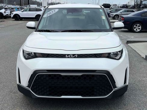 Used 2025 Kia Soul LX w/ LX Technology Package image 30