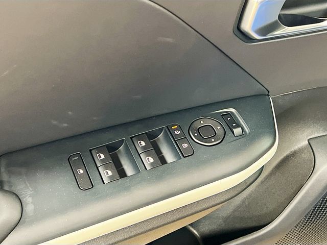 New 2025 Kia K4 GT-Line w/ GT-Line Sunroof Package FWD image 18