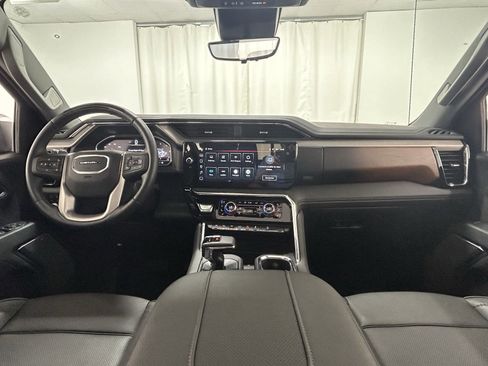 Used 2025 GMC Sierra 1500 Denali w/ Technology Package image 10