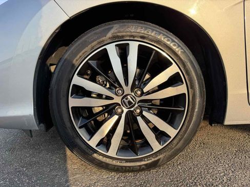Used 2020 Honda Fit EX image 9
