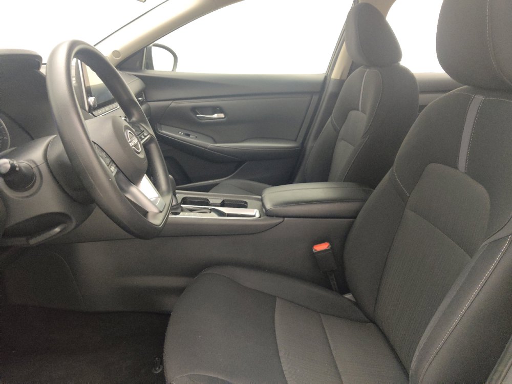 Used 2024 Nissan Sentra SV FWD image 17