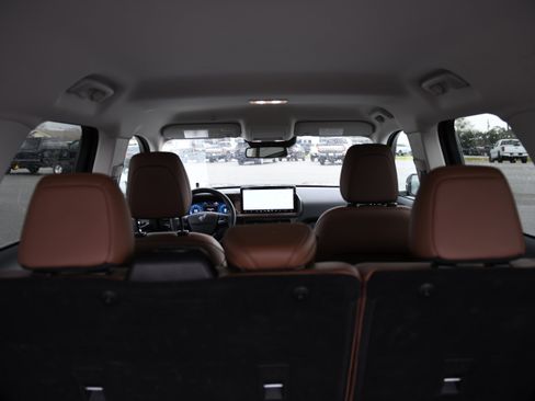 Used 2025 Ford Bronco Sport Outer Banks w/ Outer Banks Tech Package+ image 13