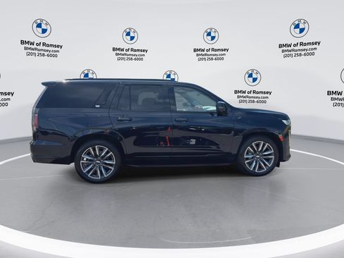 Used 2023 Cadillac Escalade Sport Platinum AWD/4WD image 9