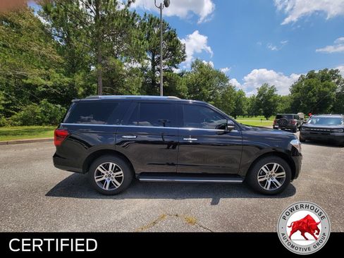 Used 2022 Ford Expedition Limited AWD/4WD image 6