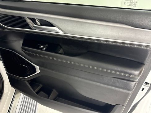 New 2026 Jeep Grand Wagoneer Limited AWD/4WD image 16