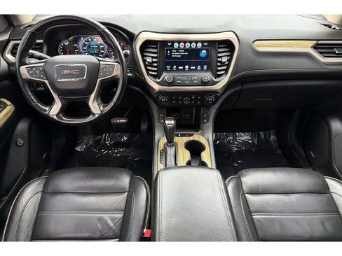 Used 2019 GMC Acadia Denali w/ Technology Package image 15