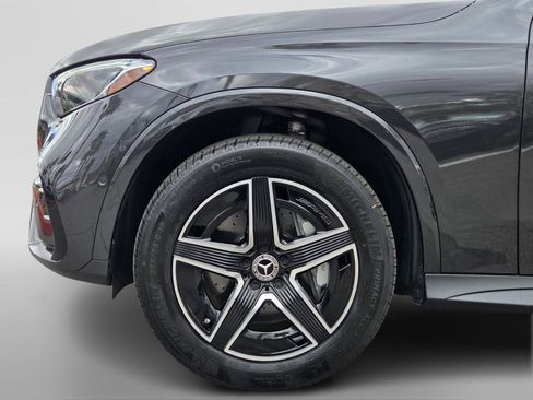 Certified 2026 Mercedes-Benz GLC 300 image 12
