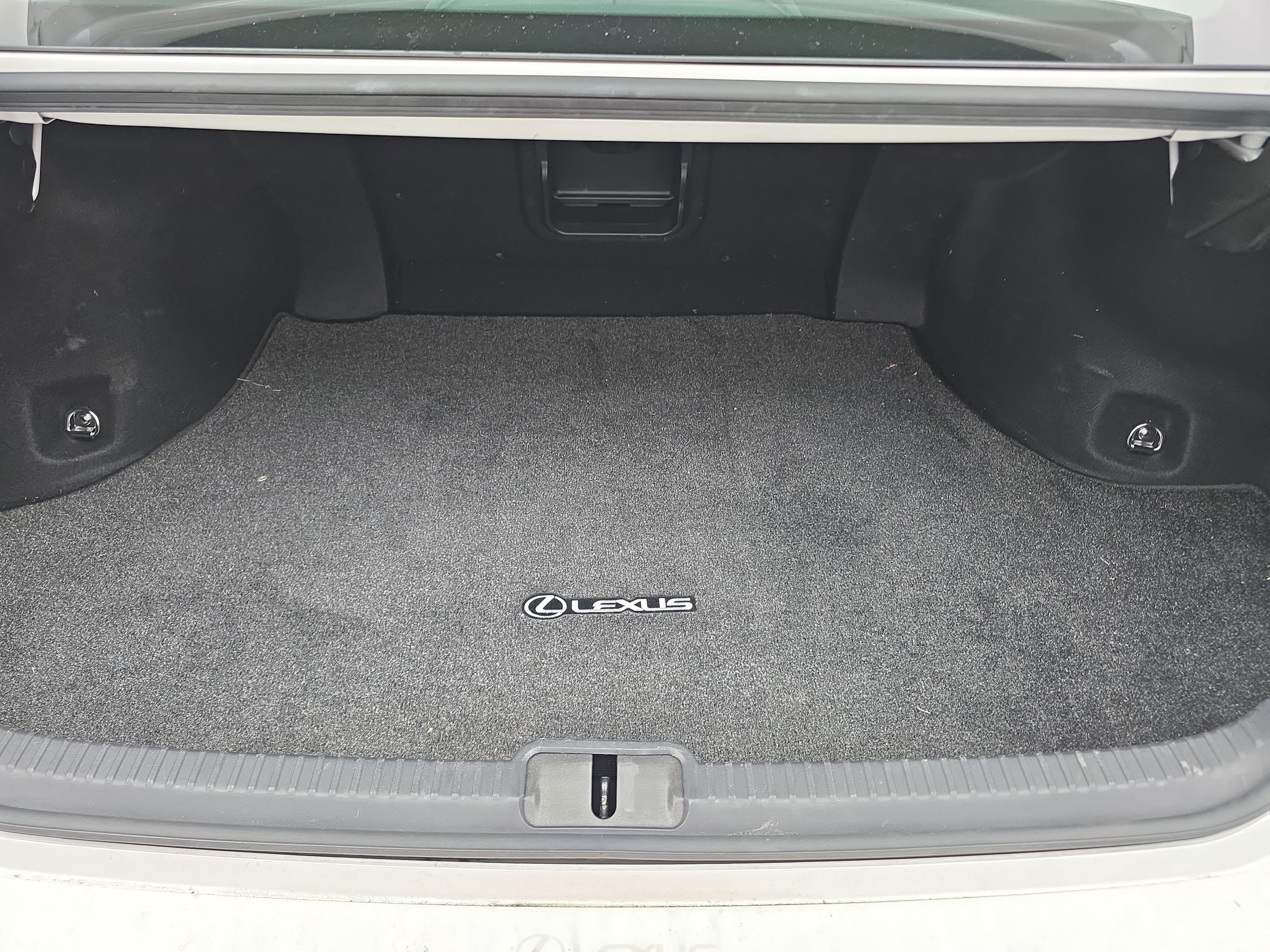 Used 2022 Lexus ES 350 Ultra Luxury w/ Accessory Package 2 FWD image 12