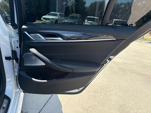 Used 2017 BMW 540i xDrive AWD/4WD image 15