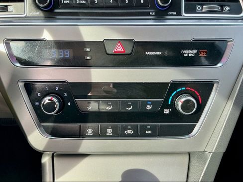 Used 2015 Hyundai Sonata SE image 32