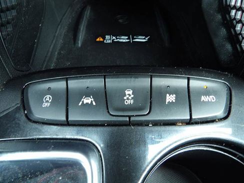 Used 2022 Chevrolet TrailBlazer RS w/ Sun and Liftgate Package AWD/4WD image 25