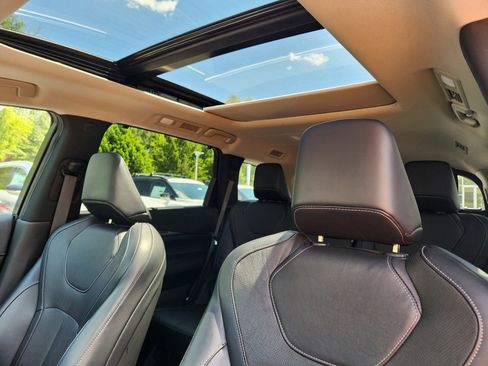 Certified 2023 INFINITI QX60 Luxe w/ Cargo Package AWD/4WD image 12
