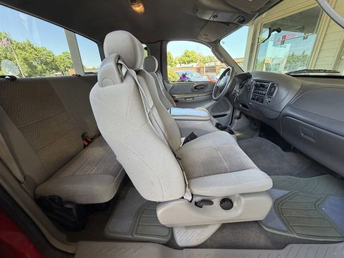 Used 2004 Ford F150 XLT RWD image 15