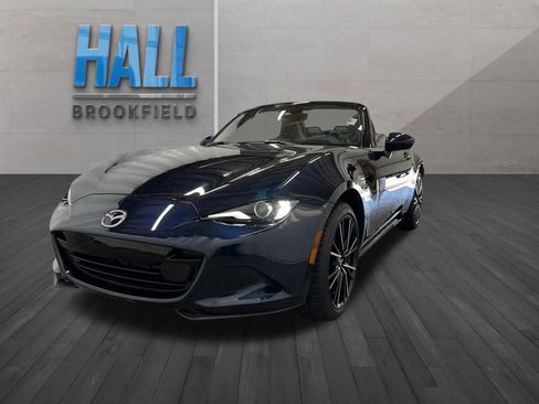 Certified 2025 MAZDA MX-5 Miata Grand Touring image 9