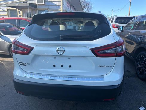 Used 2020 Nissan Rogue Sport SV w/ Technology Package AWD/4WD image 7