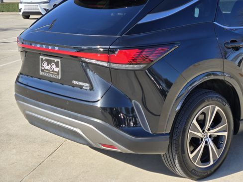 Certified 2023 Lexus RX 350h image 17