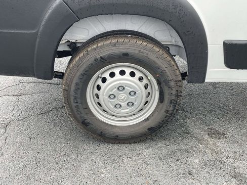 New 2026 RAM ProMaster 2500 w/ Convenience Group image 12