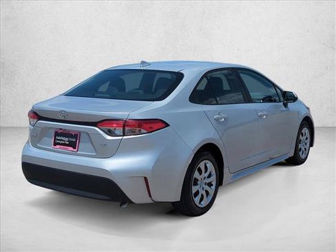 Used 2024 Toyota Corolla LE FWD image 6