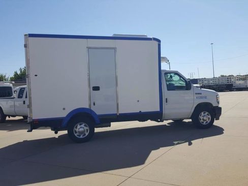 Used 2023 Ford E-350 and Econoline 350 Super Duty w/ Power Windows & Locks Group RWD image 6