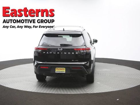 Used 2023 Nissan Pathfinder SL w/ SL Premium Package AWD/4WD image 41