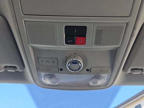 Used 2017 Volkswagen Jetta SE image 35