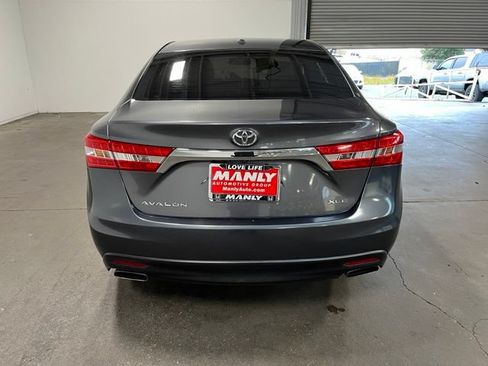 Used 2014 Toyota Avalon XLE Touring FWD image 4