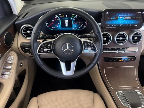 Used 2022 Mercedes-Benz GLC 300 4MATIC image 28