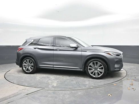Used 2021 INFINITI QX50 Sensory w/ Accent Package image 8