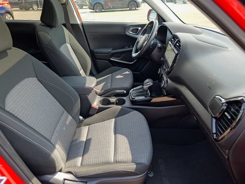 Used 2023 Kia Soul EX FWD image 35