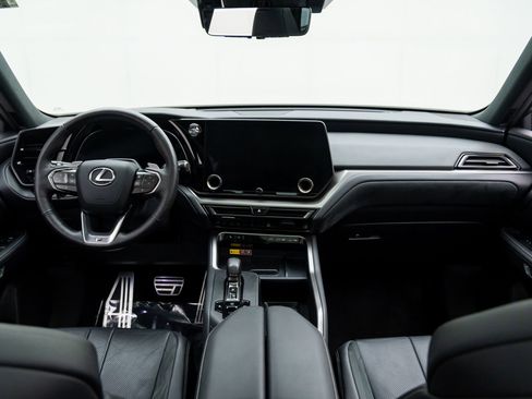 Used 2024 Lexus TX 500h AWD w/ Technology Package image 10