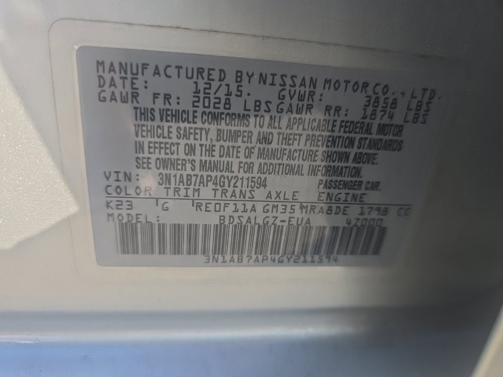 Used 2016 Nissan Sentra SL w/ Technology Package FWD image 13