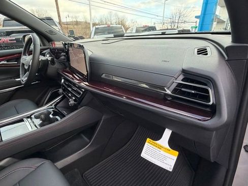 New 2026 Chevrolet Traverse Z71 w/ Enhanced Driving Package image 43