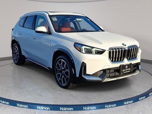 Certified 2025 BMW X1 xDrive28i w/ Convenience Package image 3