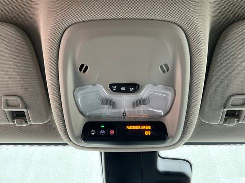 Used 2025 Buick Encore GX Preferred image 15