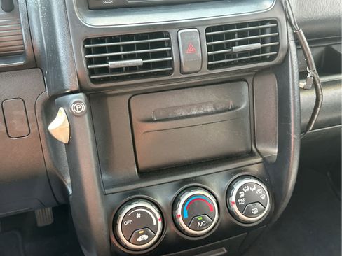 Used 2004 Honda CR-V LX image 30