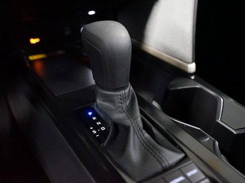 Certified 2025 Toyota Camry LE image 21