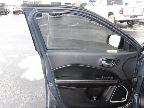 Used 2018 Jeep Compass Limited image 25