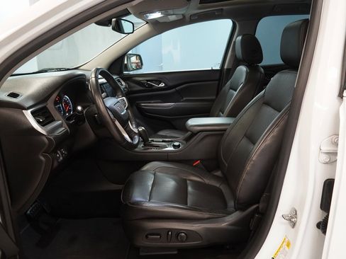 Used 2017 GMC Acadia SLT image 6