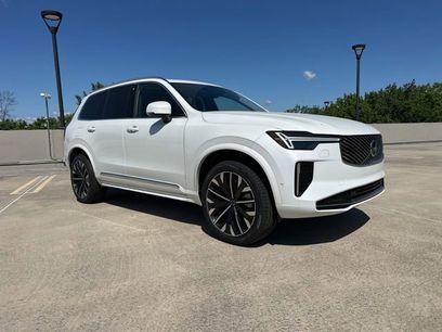 New 2026 Volvo XC90 B6 Plus w/ Protection Package Premier