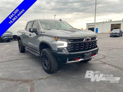 Used 2023 Chevrolet Silverado 1500 ZR2 w/ Technology Package AWD/4WD image 9