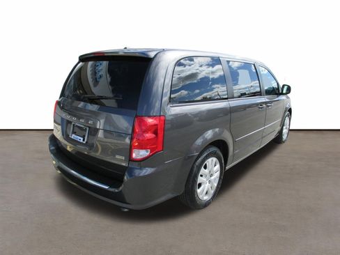 Used 2017 Dodge Grand Caravan SE w/ Power Window Group FWD image 3